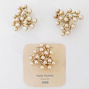Emmons Earrings Brooch Set Vintage Pearly Pinwheel Clip-on